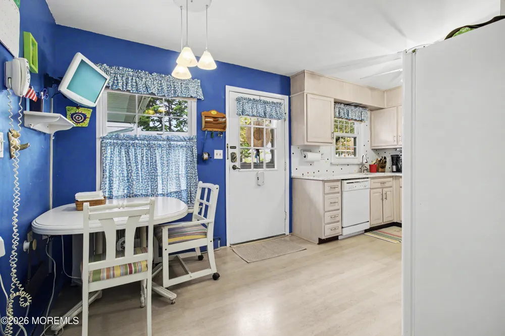 5 Gramercy Lane Manchester, NJ 08759