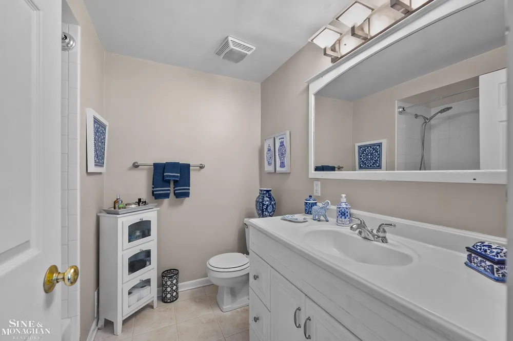 535 Saint Clair Street Grosse Pointe City, MI 48230