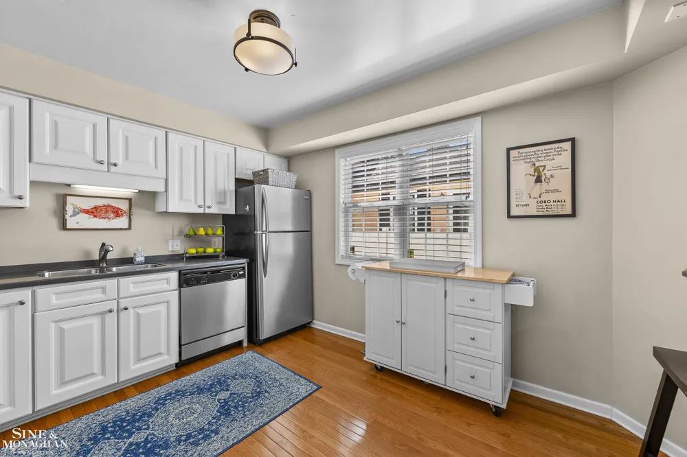 535 Saint Clair Street Grosse Pointe City, MI 48230