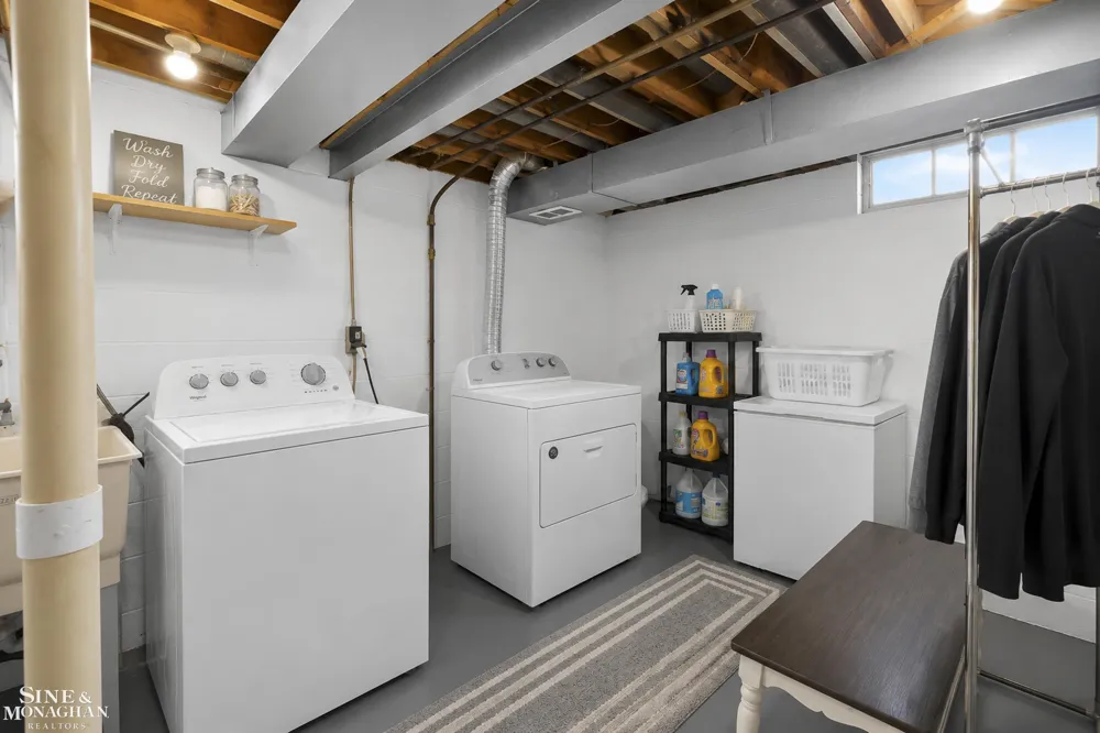 535 Saint Clair Street Grosse Pointe City, MI 48230