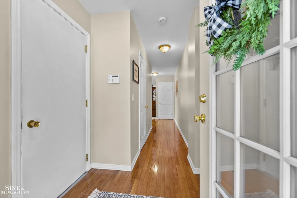 535 Saint Clair Street Grosse Pointe City, MI 48230