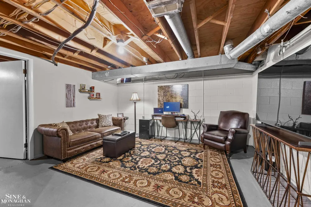 535 Saint Clair Street Grosse Pointe City, MI 48230