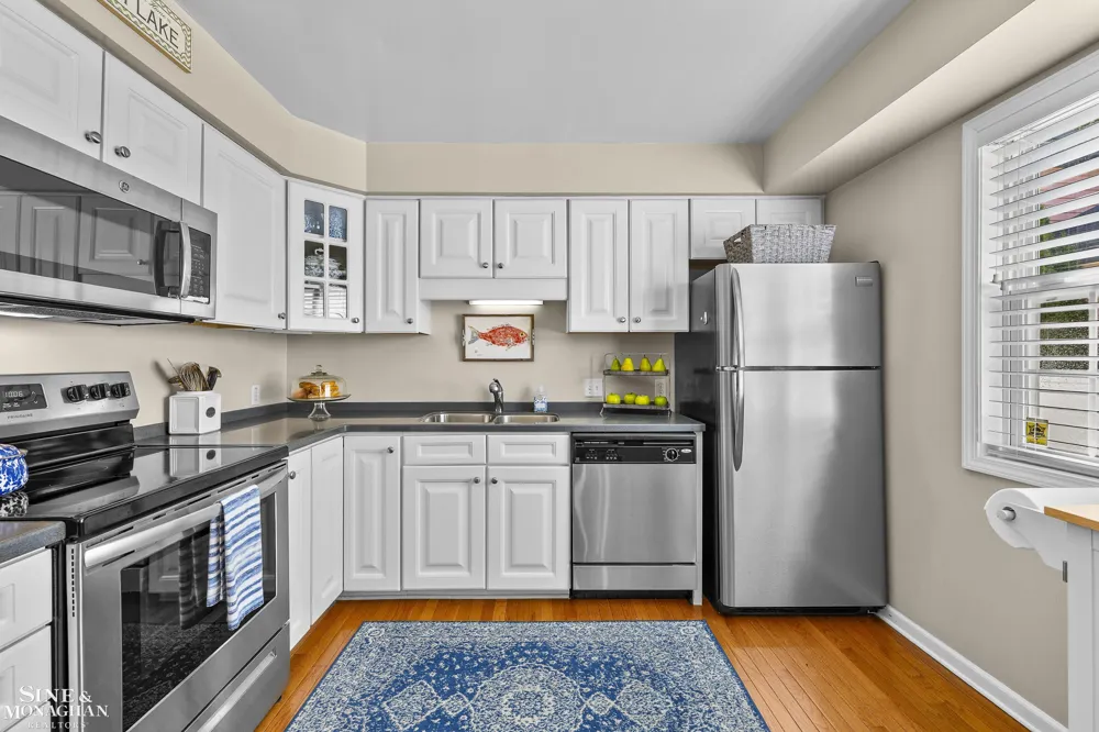 535 Saint Clair Street Grosse Pointe City, MI 48230