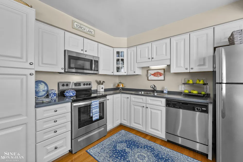 535 Saint Clair Street Grosse Pointe City, MI 48230