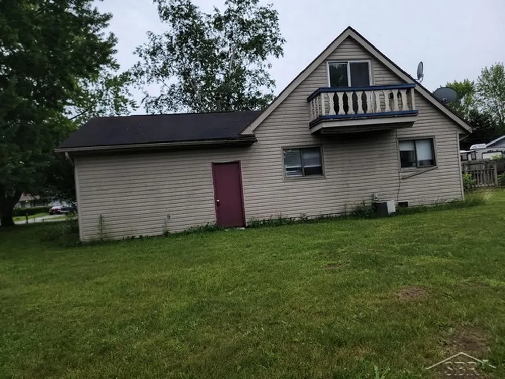 4768 Clunie Street Saginaw Charter Township, MI 48638