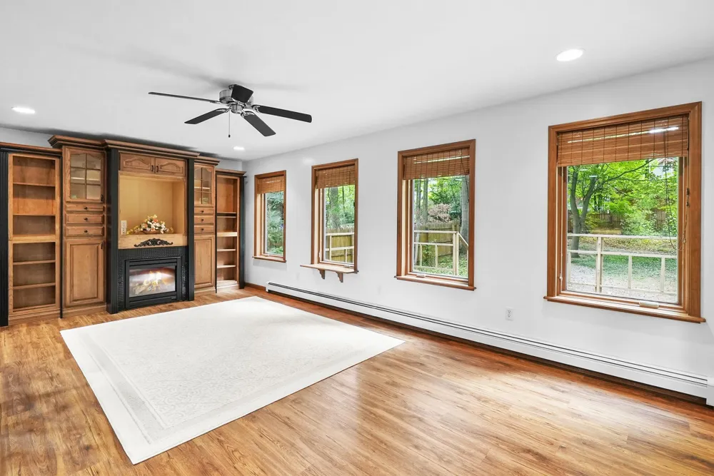 1006 E State Street Traverse City City, MI 49686