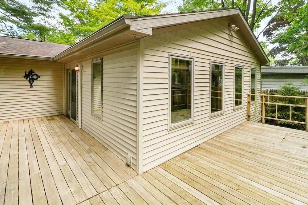 1006 E State Street Traverse City City, MI 49686