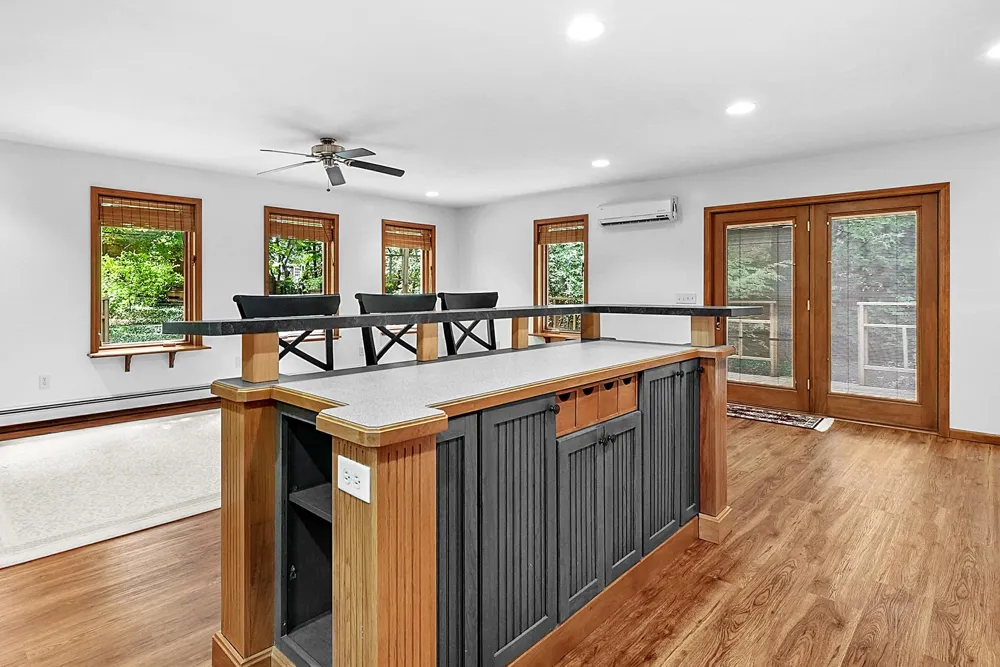 1006 E State Street Traverse City City, MI 49686