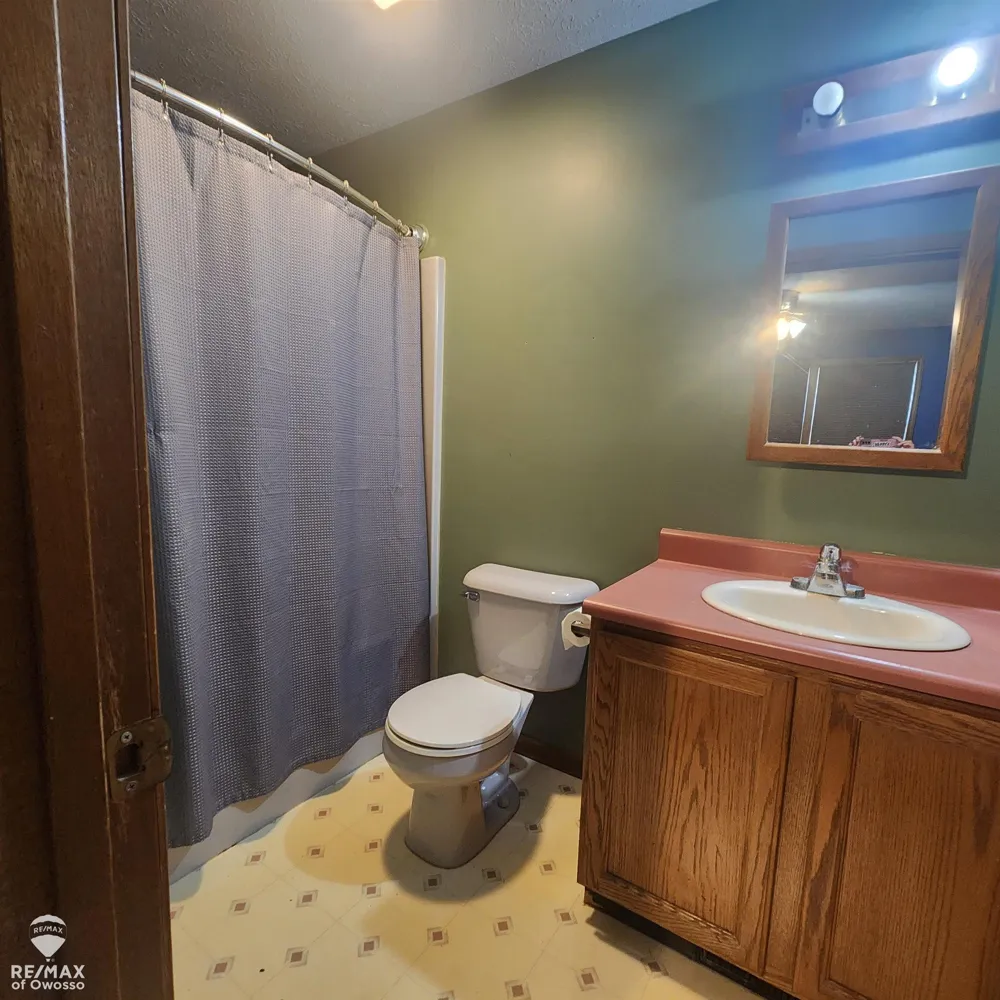 21717 Hawthorn Court Macomb Township, MI 48404