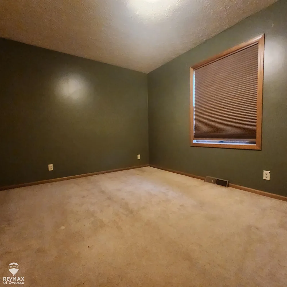 21717 Hawthorn Court Macomb Township, MI 48404