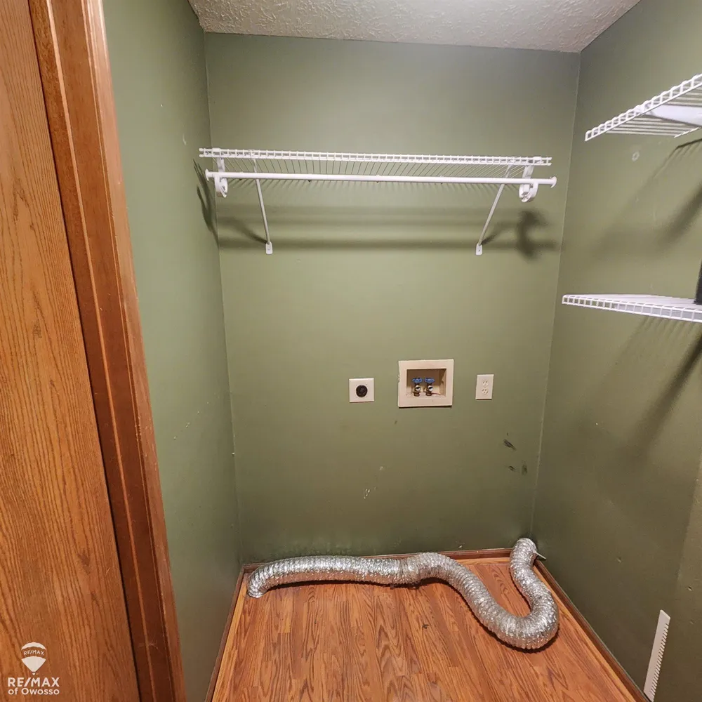 21717 Hawthorn Court Macomb Township, MI 48404