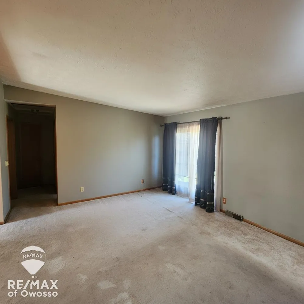 21717 Hawthorn Court Macomb Township, MI 48404