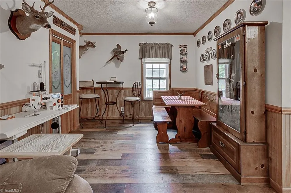 2207 Millcroft Road Pleasant Garden, NC 27313