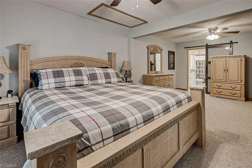 2207 Millcroft Road Pleasant Garden, NC 27313