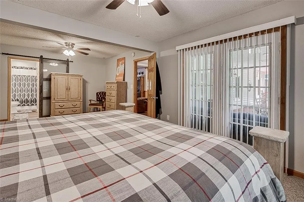 2207 Millcroft Road Pleasant Garden, NC 27313