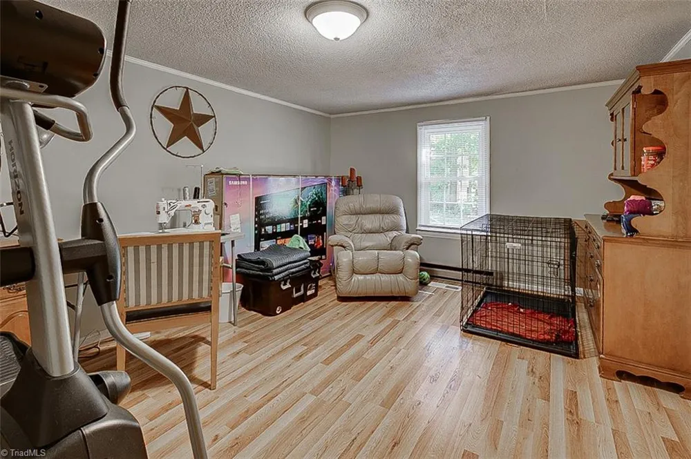 2207 Millcroft Road Pleasant Garden, NC 27313