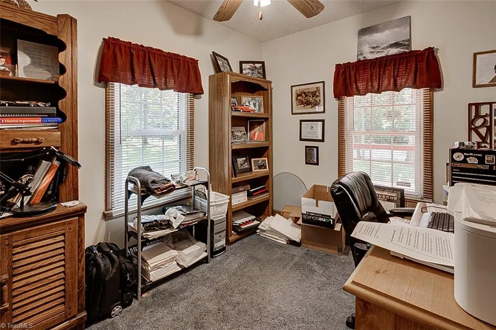 2207 Millcroft Road Pleasant Garden, NC 27313
