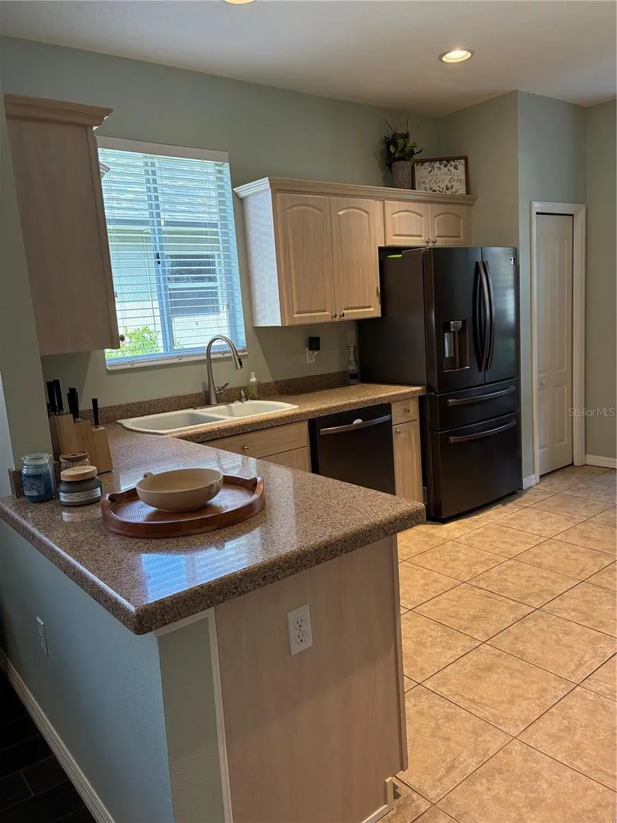 8872 FOUNDERS CIRCLE Palmetto, FL 34221