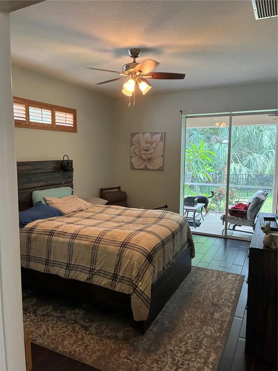 8872 FOUNDERS CIRCLE Palmetto, FL 34221
