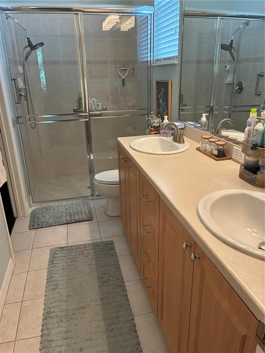8872 FOUNDERS CIRCLE Palmetto, FL 34221