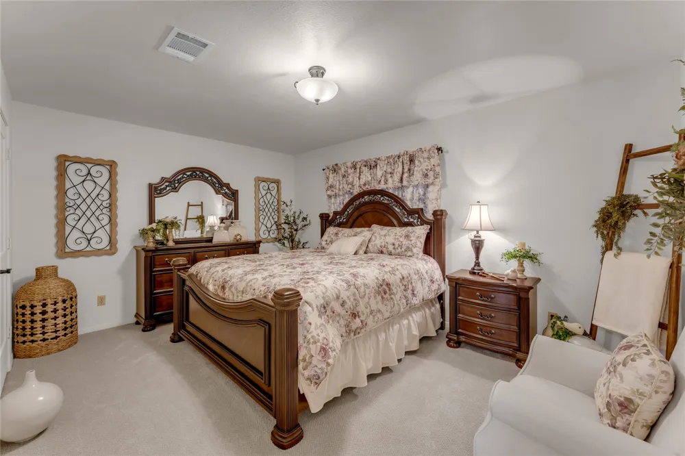 386 Lake Loop Tow, TX 78672