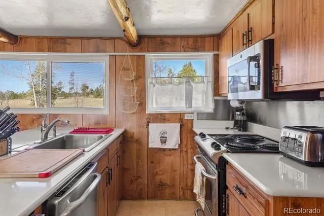 11865 Vollmer Road Colorado Springs, CO 80908