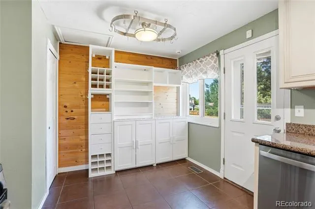 6740 Devinney Street Arvada, CO 80004