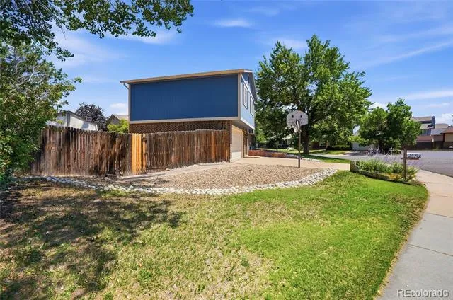 6740 Devinney Street Arvada, CO 80004