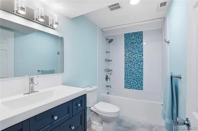 6740 Devinney Street Arvada, CO 80004