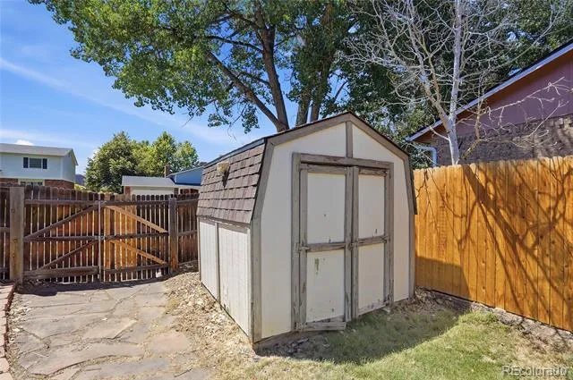 6740 Devinney Street Arvada, CO 80004