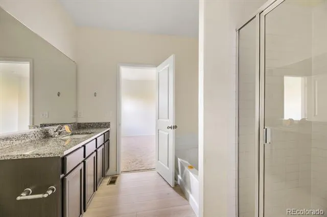 311 Maple Street Bennett, CO 80102