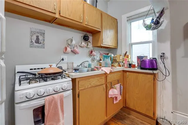 2105 E 16th Avenue Denver, CO 80206