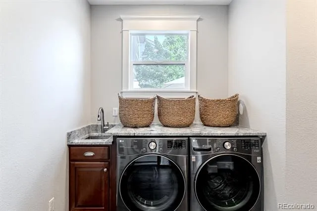 8657 Devinney Street Arvada, CO 80005