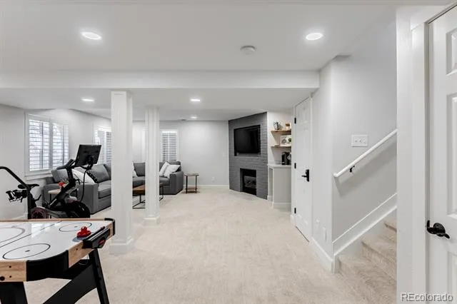 8657 Devinney Street Arvada, CO 80005