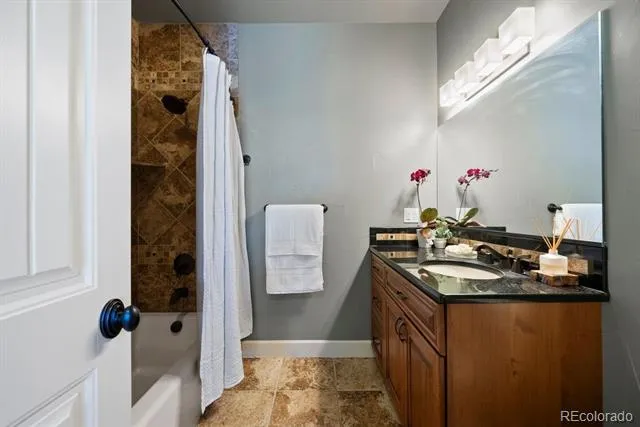 4455 Foxchase Way Colorado Springs, CO 80908
