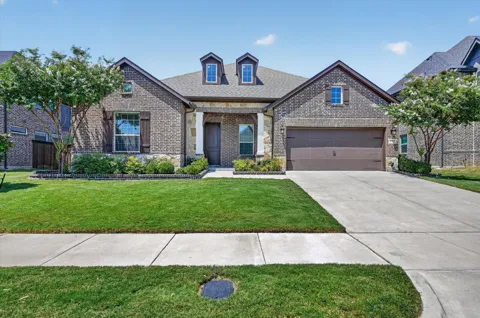 2807 Carrington Drive