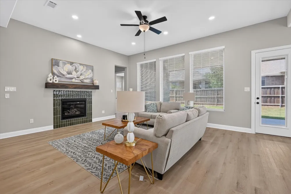 2807 Carrington Drive Mansfield, TX 76063