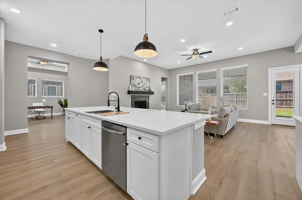 2807 Carrington Drive Mansfield, TX 76063