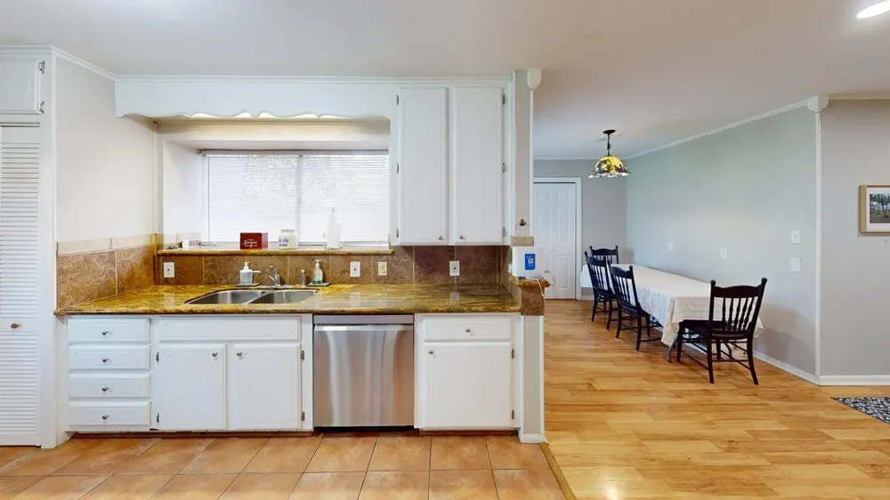 315 Pine Street Lake Jackson, TX 77566