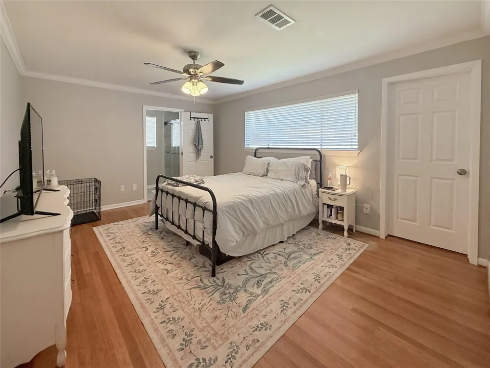 315 Pine Street Lake Jackson, TX 77566
