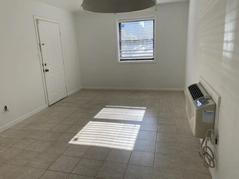 22 69TH ST Guttenberg, NJ 07093