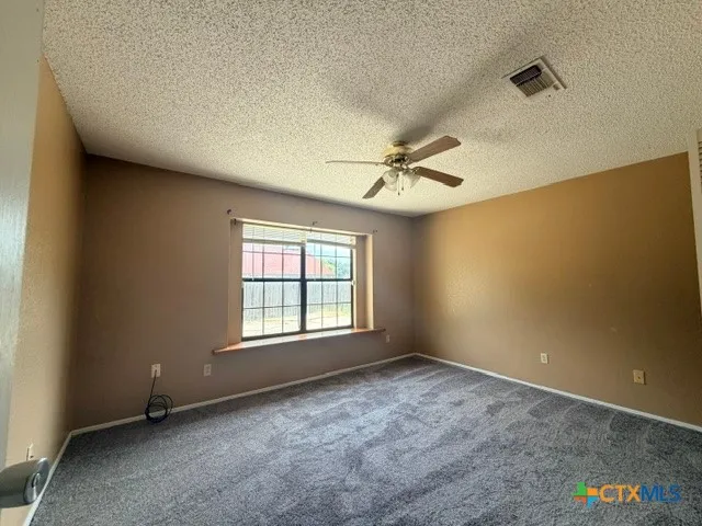 2201 Woodlands Drive Killeen, TX 76549