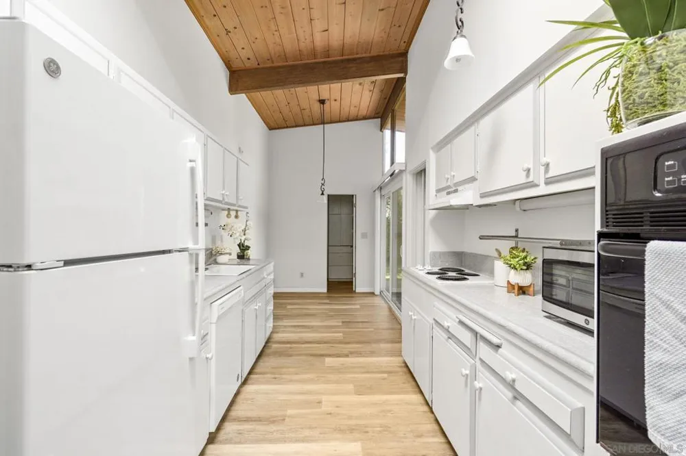 5532 Soderblom Ct San Diego, CA 92122
