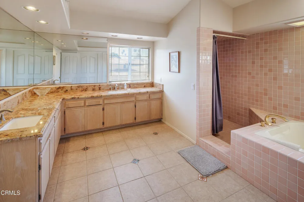1601 Holly Avenue Oxnard, CA 93036
