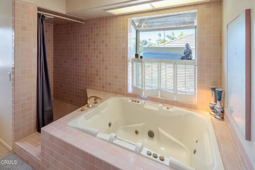 1601 Holly Avenue Oxnard, CA 93036