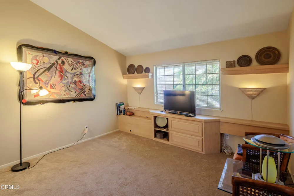 1601 Holly Avenue Oxnard, CA 93036