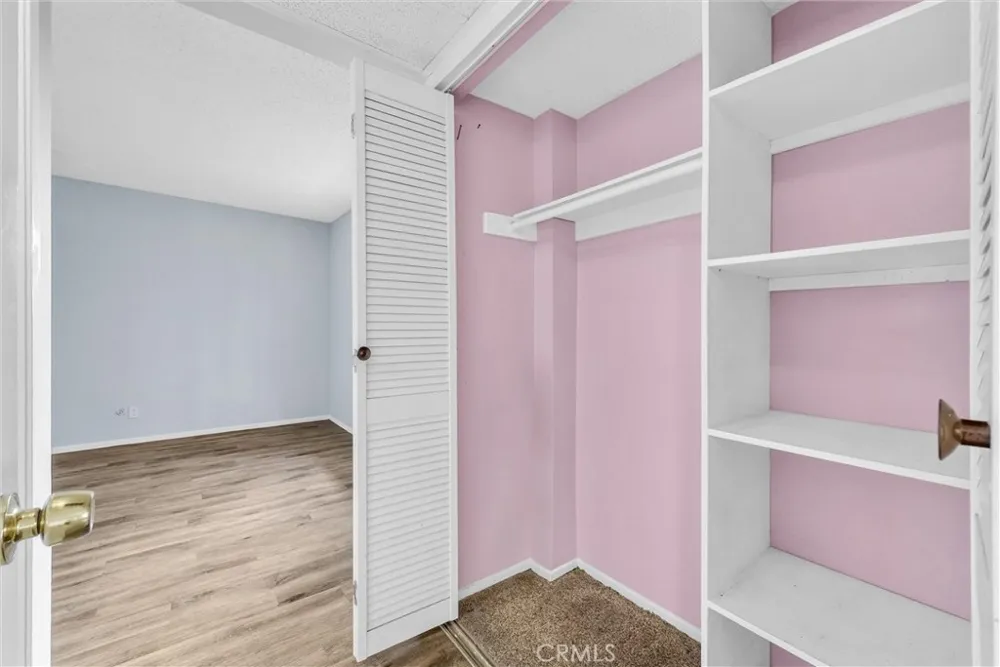 1735 E Washington #B28 Colton, CA 92324