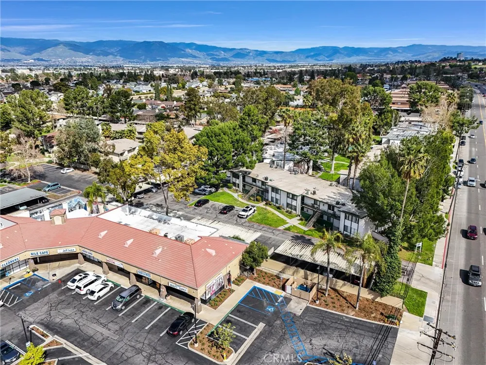 1735 E Washington #B28 Colton, CA 92324