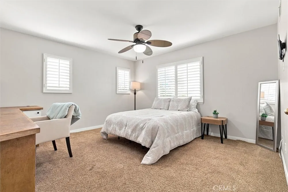 11 Kirkland Irvine, CA 92602