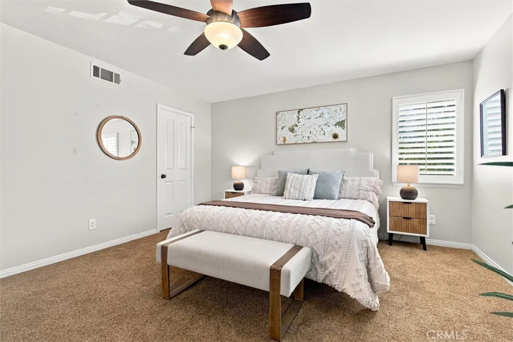 11 Kirkland Irvine, CA 92602